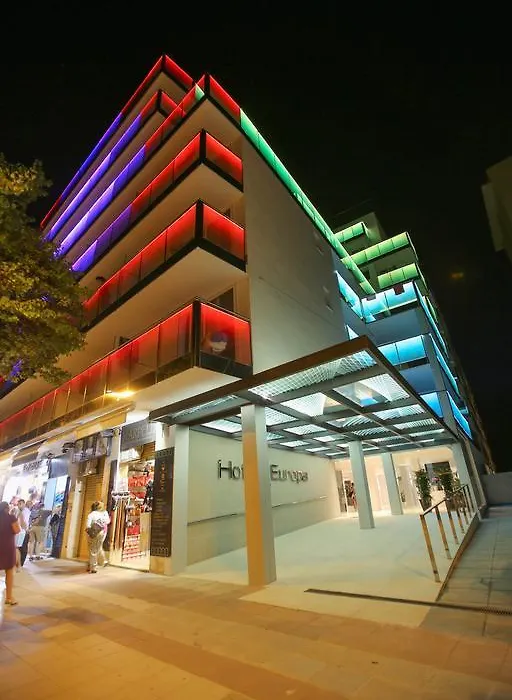 Hotel Europa Splash & Spa-1